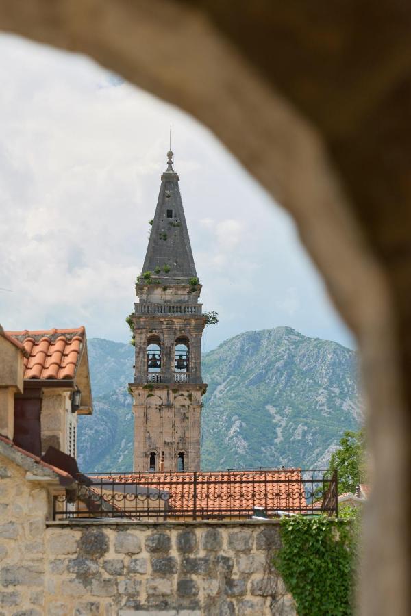 Vila Perast Boutique Hotel エクステリア 写真