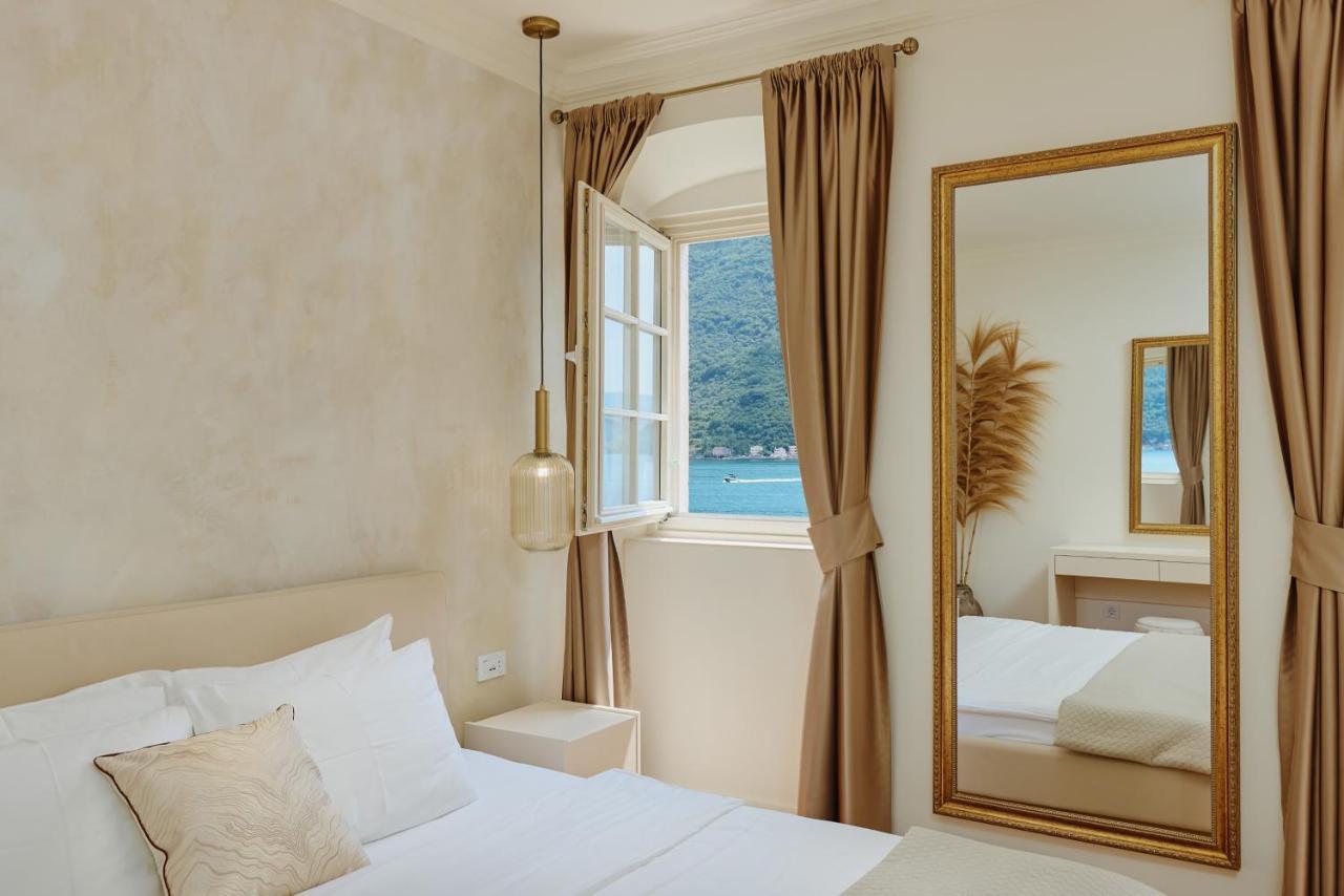 Vila Perast Boutique Hotel エクステリア 写真